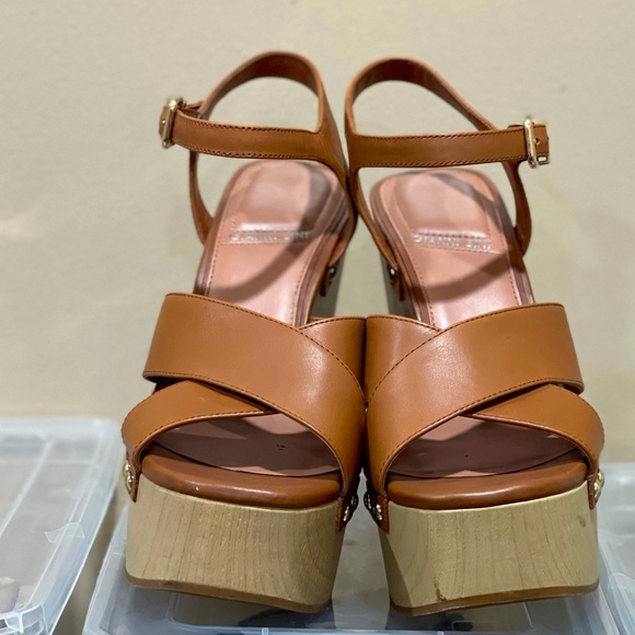 Cute pair of summertime wedges!!! - Picture 3 of 3